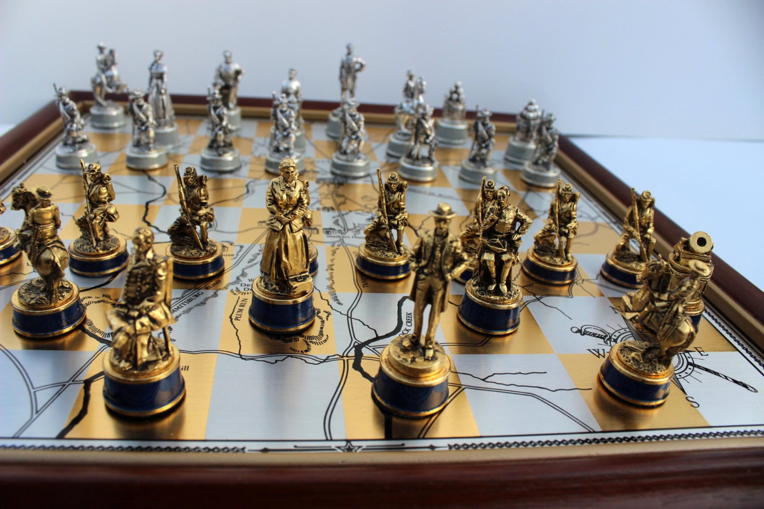 Civil War Chess Set Gold & Silver Franklin Mint Rare