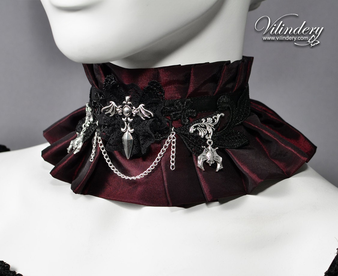 Vampire Jewelry Set Choker and PAIR of cuffs Collar by Vilindery