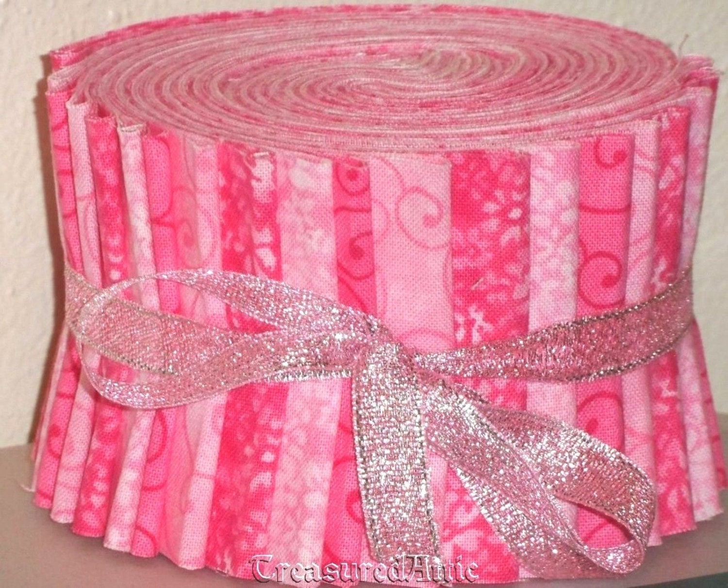 Jelly Roll Quilting Fabric Strips Pink by treasuredatticfabric