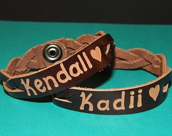 Personalized Couples Bracelets - Custom Leather Name Bracelets - Couples gift - His and her leather bracelelts - Matching couples gifts