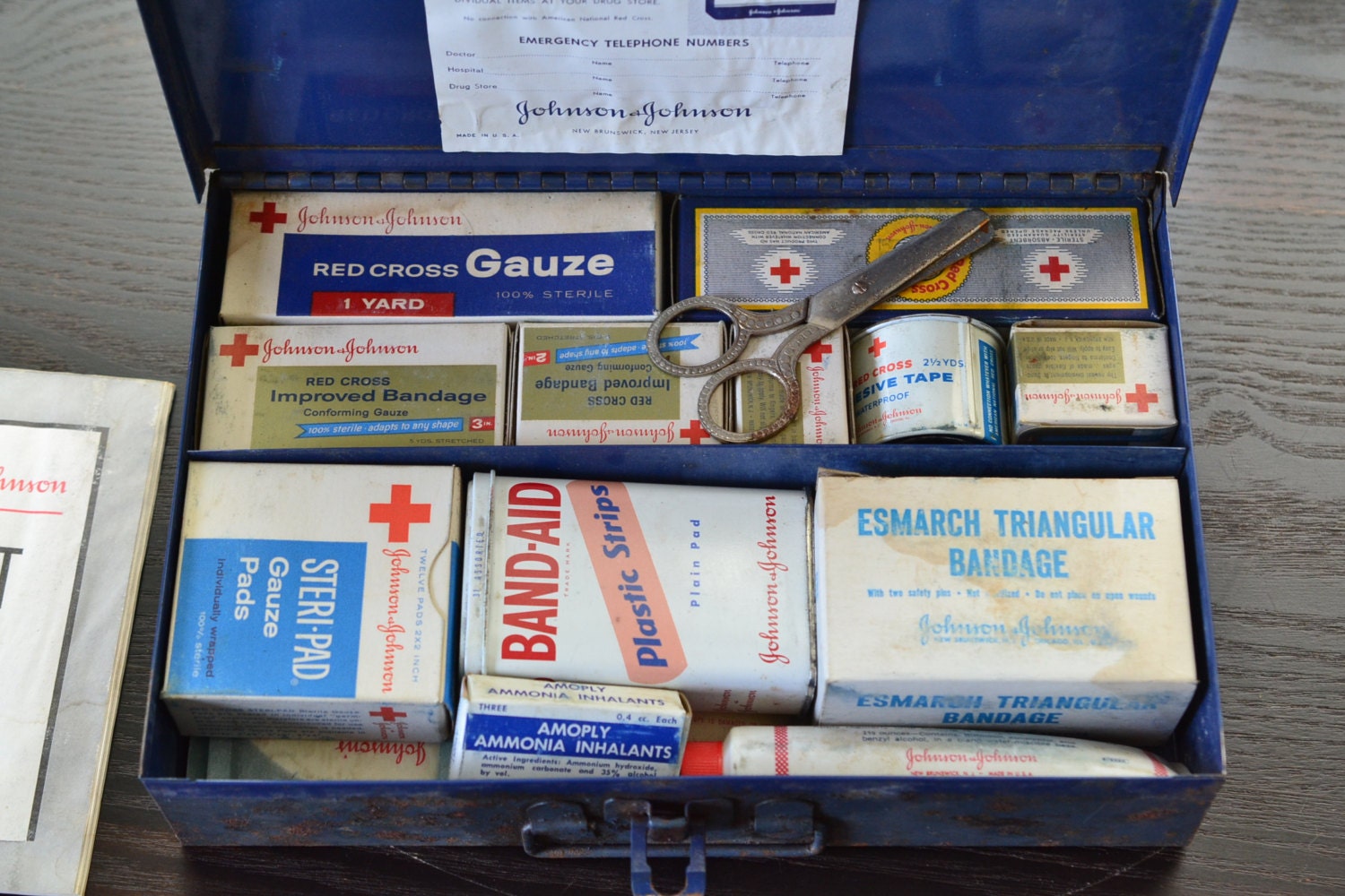 1942 Johnson & Johnson First Aid Kit Tin Case Complete Set
