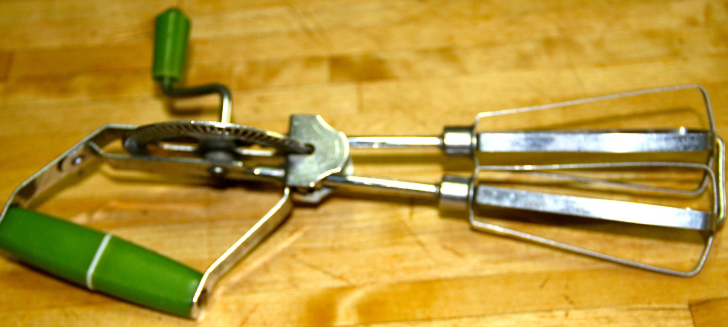 Retro 1970’s Vintage Hand beater Haute Juice