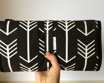 Diaper clutch - Changing pad - Black - Arrow - Dot - All-in-One 100% cotton