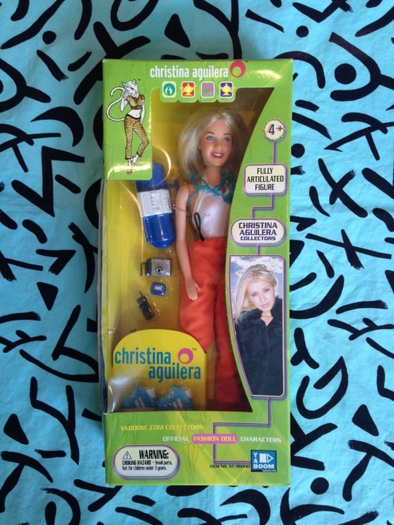 christina aguilera singing doll