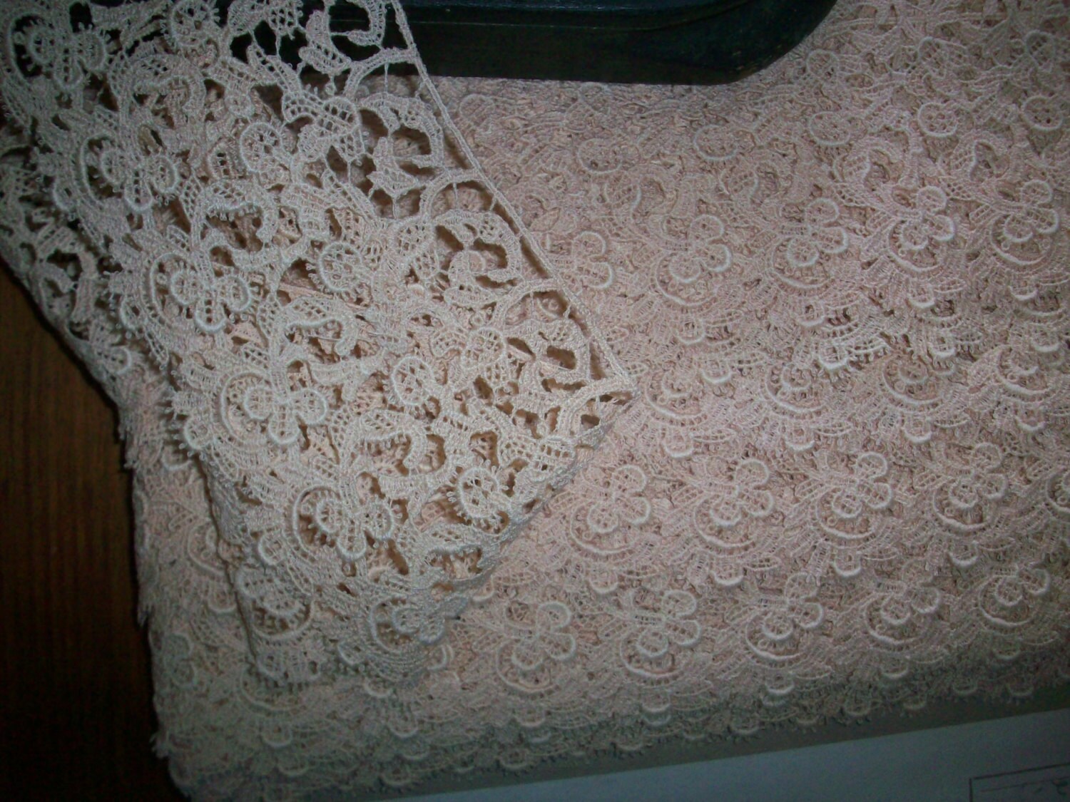 1 yd. of Antique lace by the yard venise lace swiss origin
