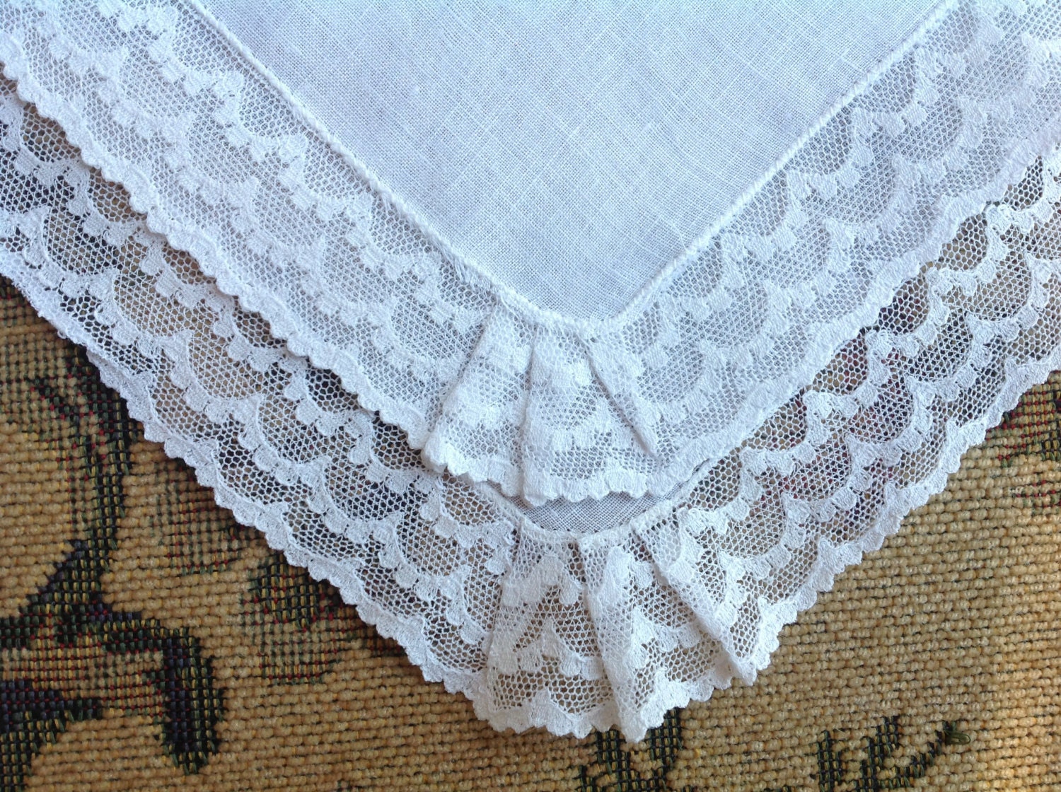 VINTAGE LACE HANDKERCHIEF. White Net Lace Wedding