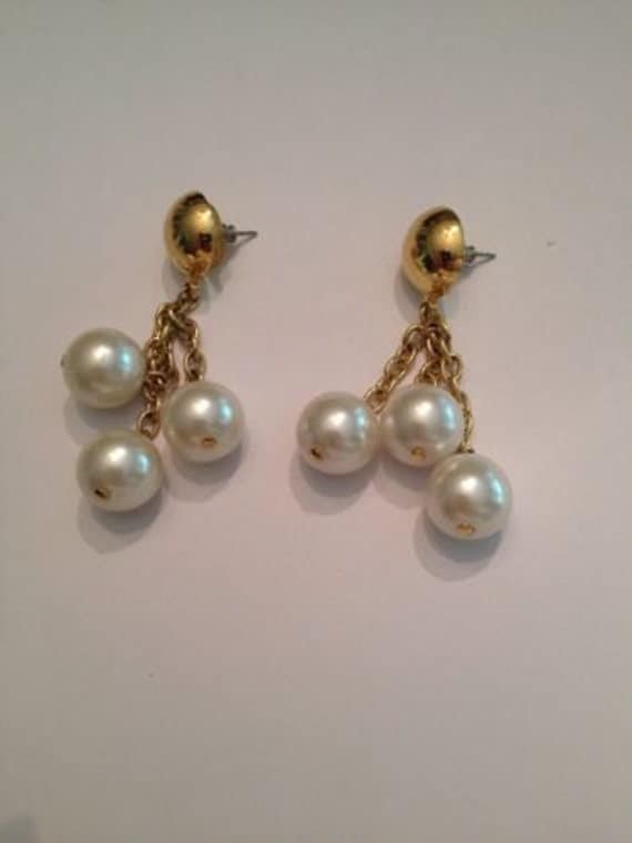 Vintage Pearl Dangle Drop earrings Costume Jewelry Bride