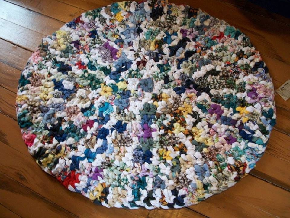 Confetti rug 37 x 33 multi colored