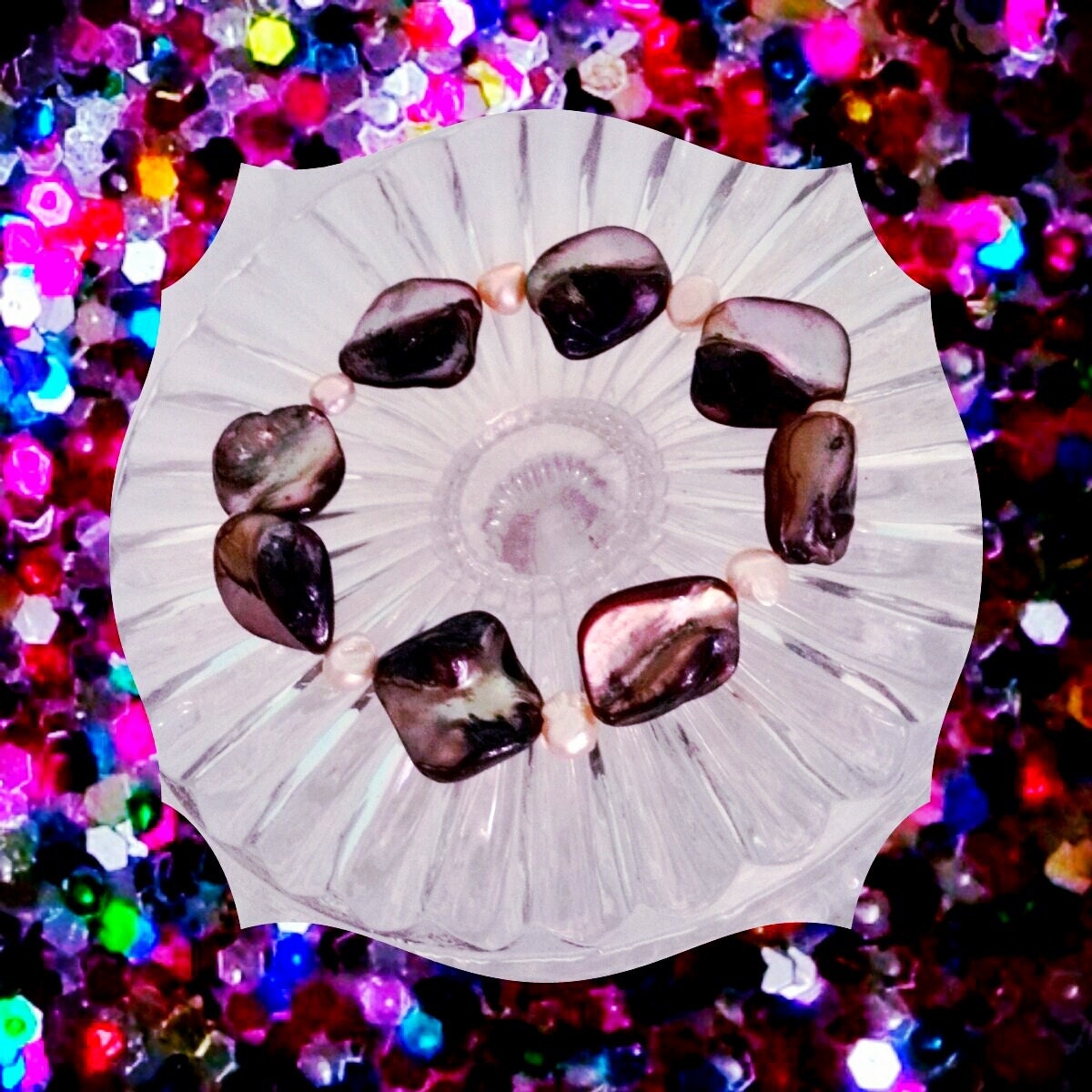 Iridescent grey and copper mother of pearl shell elasticated