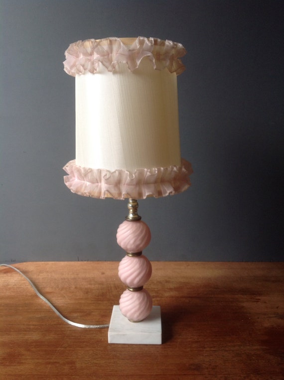 Pink and White Frilly Table Lamp Vintage Bedroom Lamp