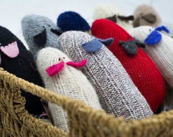 FREE SAMPLE with all International darn!socks Mice Orders, écologique, jouet pour chat, gato de juguete, katzenspielzeug, cataire souris