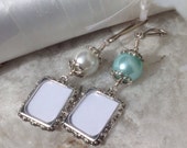 Wedding memory photo charm. Bridal bouquet charm in white or blue pearl.