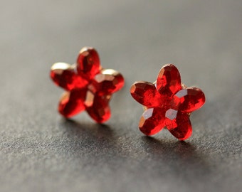 Red Sparkle Flower Earrings. Red Earrings. Silver Stud Earrings. Red Flower Earrings. Post Earrings. Handmade Earrings. Handmade Jewelry.