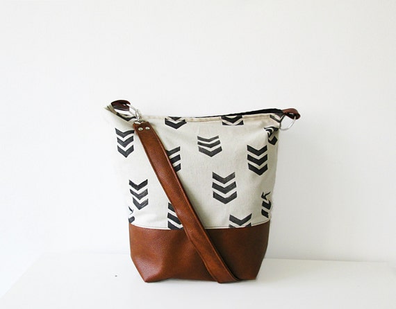 hobo bag with shoulder strap