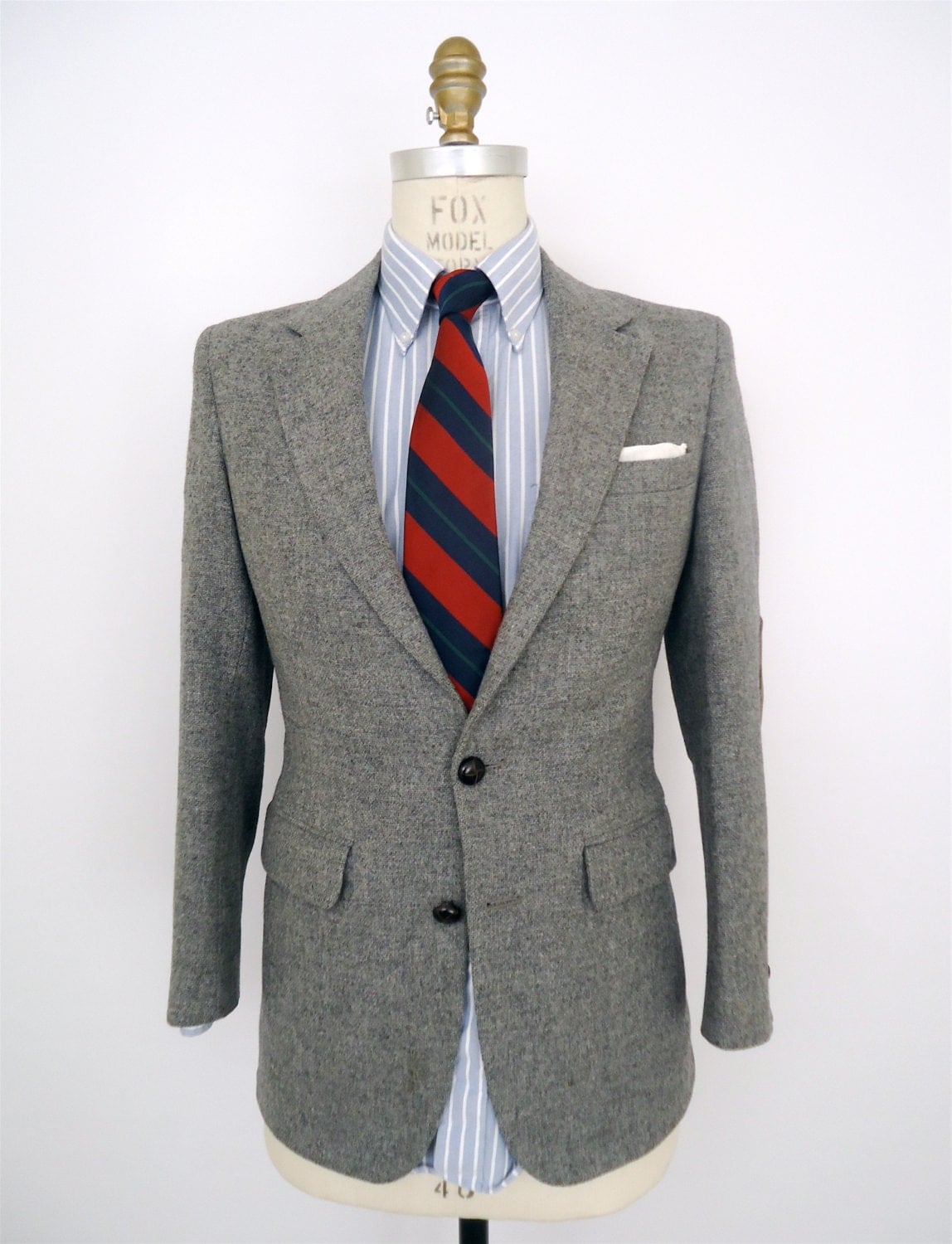 Tweed Sport Coat with Suede Elbow Patches / vintage gray wool