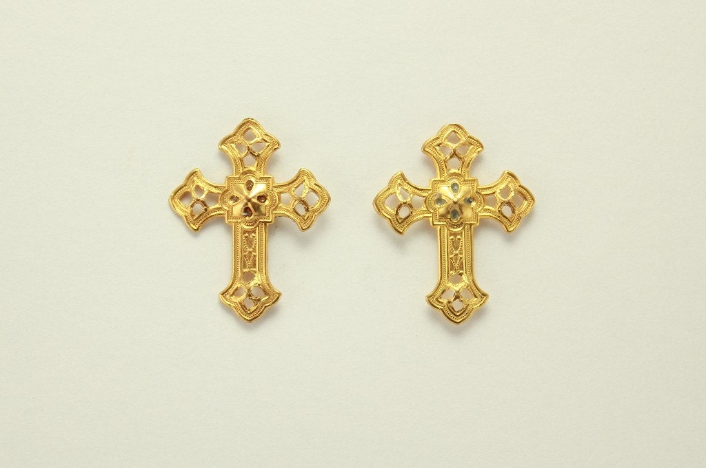 Cross magnetic earrings Clearance
