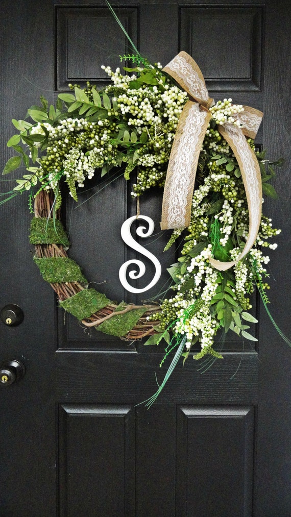 Spring and Summer Berry Wreath, Wreath with Burlap and Berries, Spring Moss and Burlap Wreath, Spring Wedding Wreath