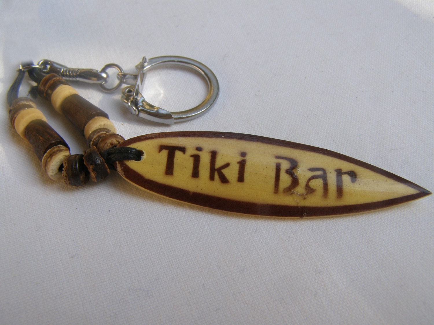 Items similar to Keychains, 8 designs, Surfboard, Surfboard, Beach