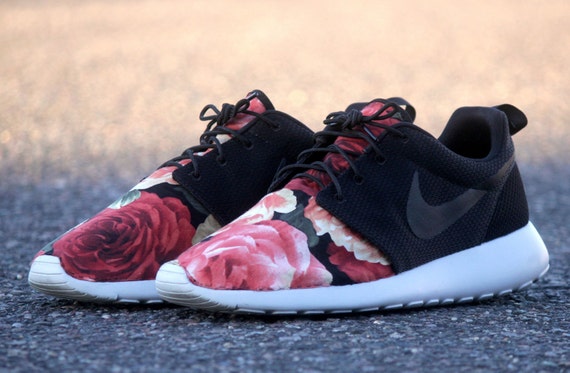 nike roshe run rose