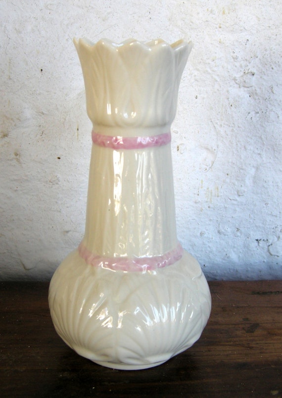 Belleek Porcelain Shell Vase Pink Accents