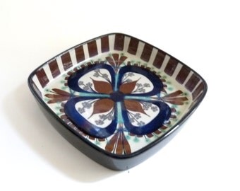 Danish Modern Porcelain Bowl by Marianne Johnson for Royal Copenhagen Fajance