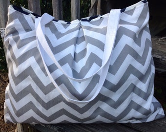 Chevron tote, chevron purse, gray chevron purse, navy chevron purse, gray chevron tote, navy chevron tote, reversible tote, large beach bag
