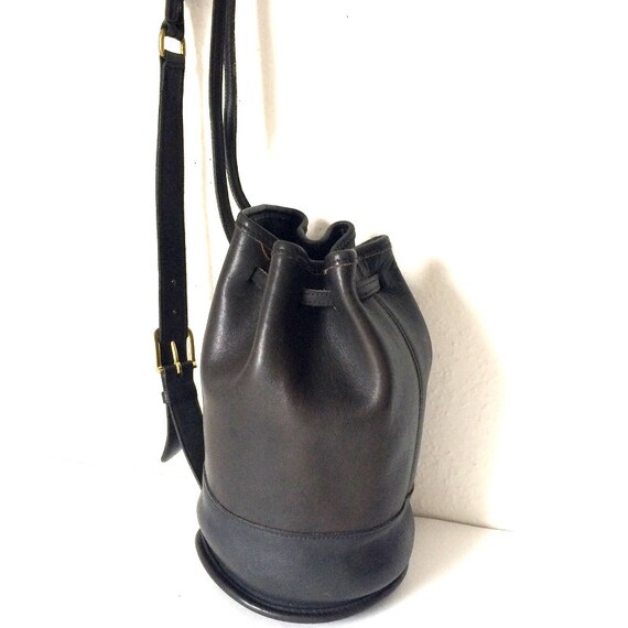 Vintage Coach Retro Sling Bucket Backpack Black by pascalvintage