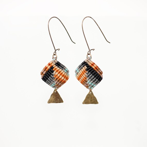 Mini Diamond with Triangle Dangles