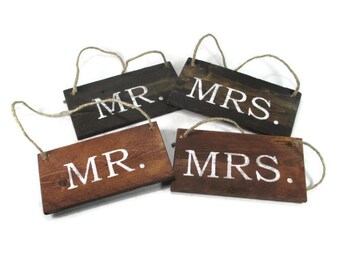 Rustic Country Wedding Decor - Mr and Mrs Wedding Signs - Decorations