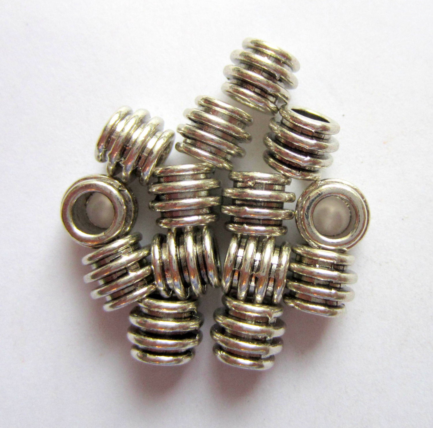 24 Antique silver metal beads textured spacers 6mm x 8mm tibetan style rondelle beads large hole k0nz