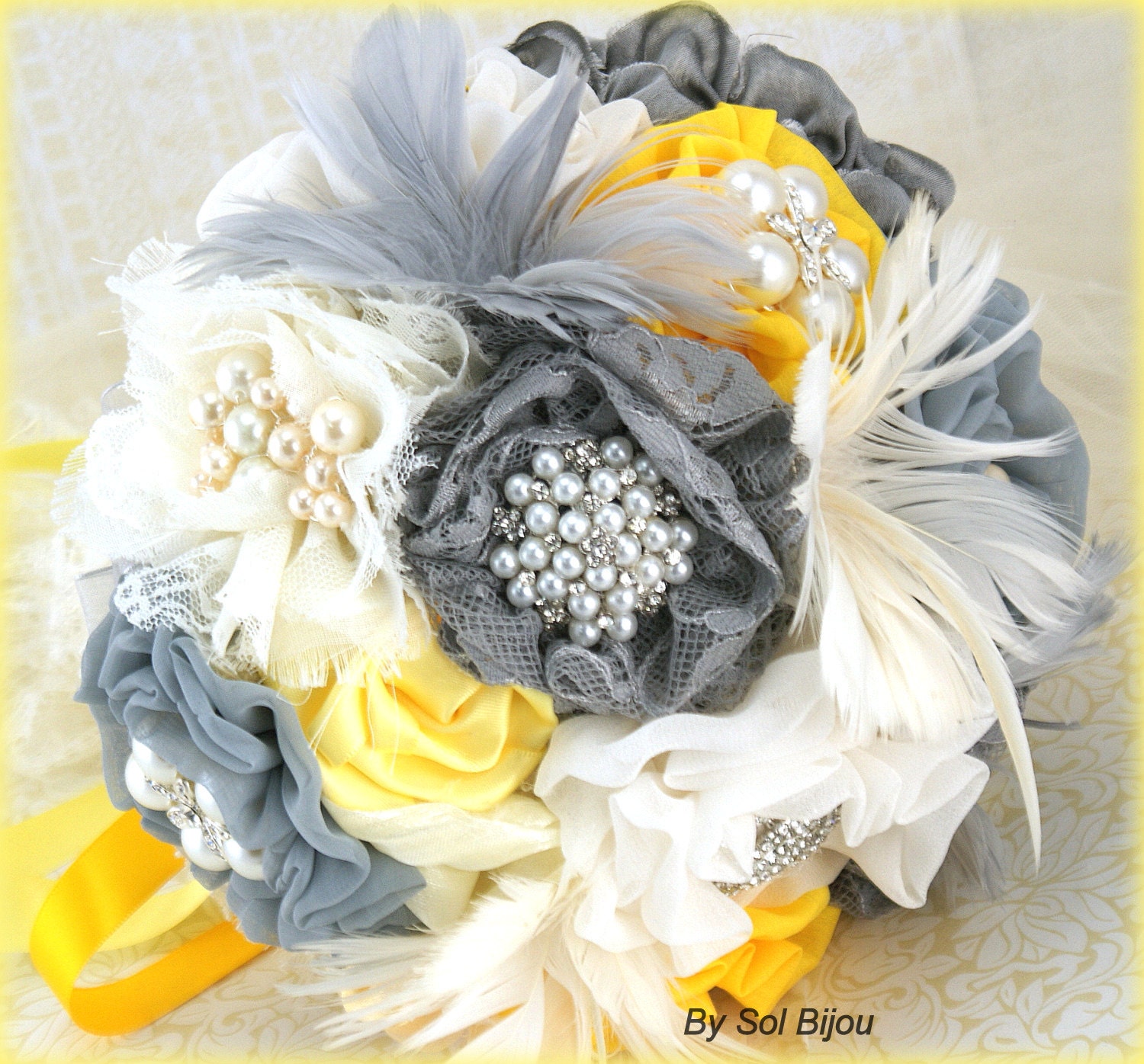 Brooch Bouquet Vintage-Style in Ivory, Yellow and Grey with Feathers, Lace and Brooches