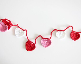 Crochet Bunting / Crochet Garland - Hearts Banner - Made to Order