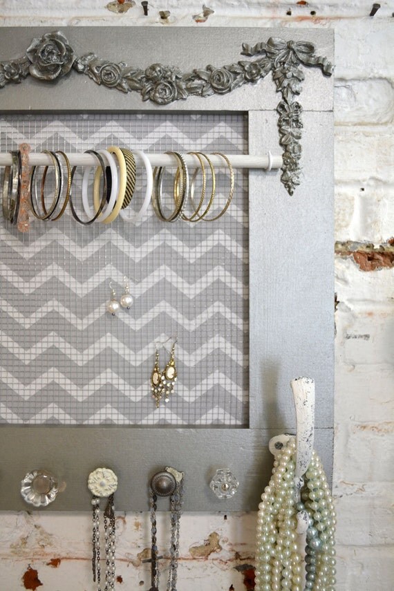 Painted Cottage Chic Shabby Farmhouse Jewelry Organizer HD101