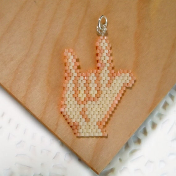 ASL I Love You Seed Bead Charm America Sign by BeadCrumbs on Etsy