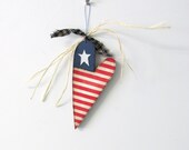 Heart Shape Patriotic Hanging Flag, Americana Heart, Patriotic Heart, Flag Style Heart, Reclaimed Wood, USA Flag, Hand Painted,Tole Painted