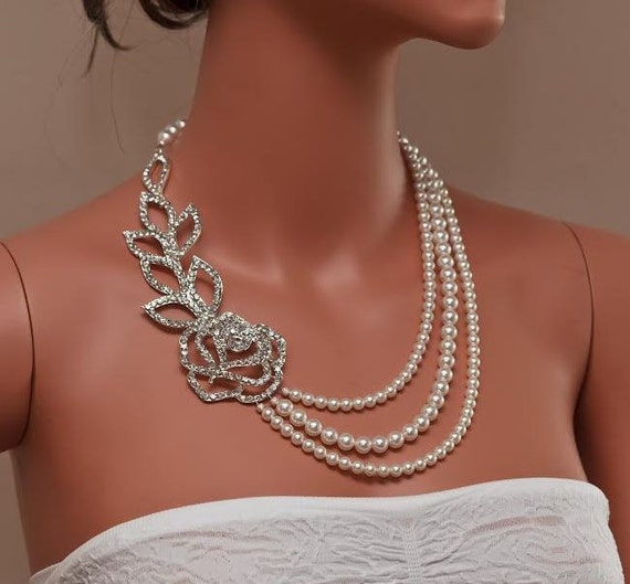 Wedding Rhinestone Pearl Necklace Rose by OliniBridalJewelry
