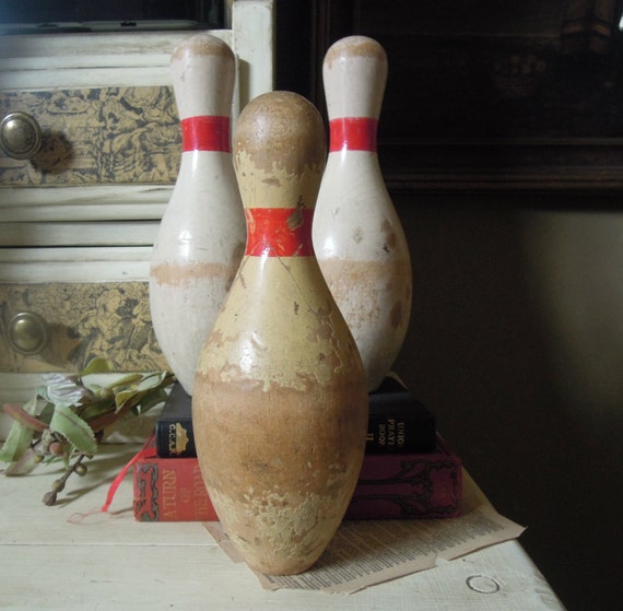 Vintage Small Bowling Pins / Toy Wooden Bowling Pins / Vintage