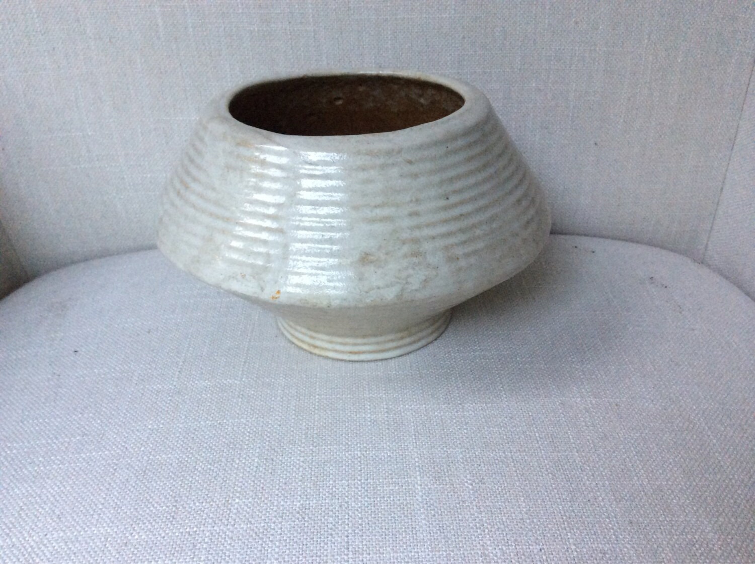 White Ribbed Vintage Pottery Vase by MarcelandMargolis on Etsy