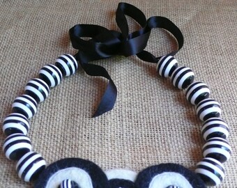 Art deco style necklace made using needle felted technic