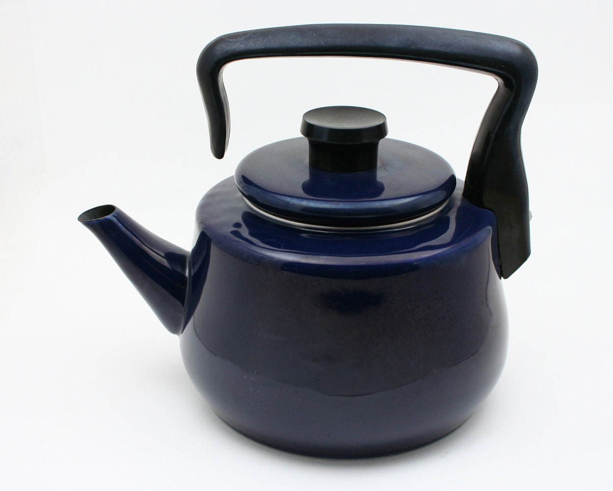 Tea kettle midnight blue enamelware teapot by SmilingCatVintage
