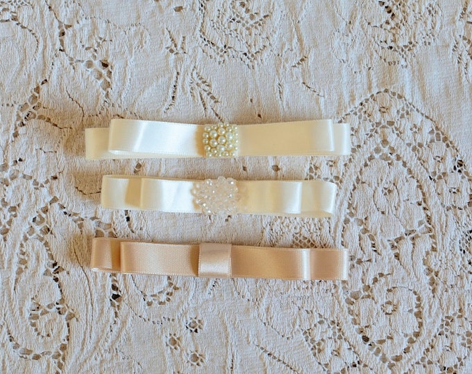 Bows for hair combs with crystals, pearls, Hair Accessories, wedding veils (Veil Sold Separately)