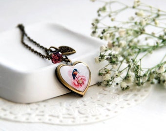 Woodland Bird Locket Necklace - Bird Necklce - Heart shape necklace