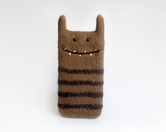 Samsung Galaxy S6 case, phone case, dark caramel monster case, felt case, unique gift