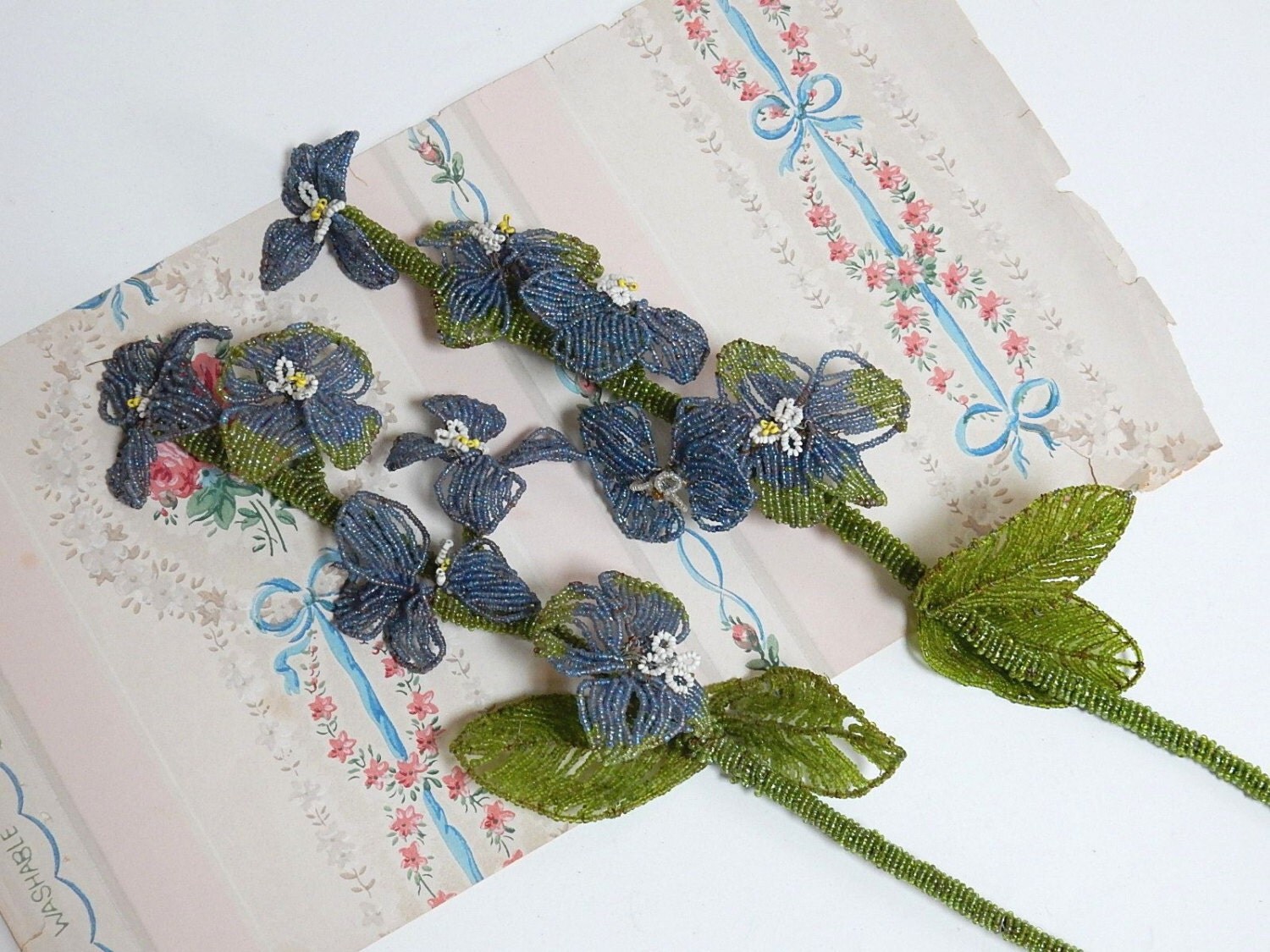 GLASS BEADED FLOWERS Vintage Long Stems Green by IWANTVINTAGE