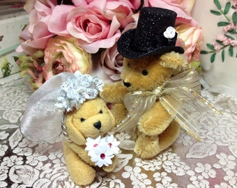Wedding Cake Topper ~ Top Hat ~ Custom Size ~ Custom Color ~ Handmade ~ Ready to Ship
