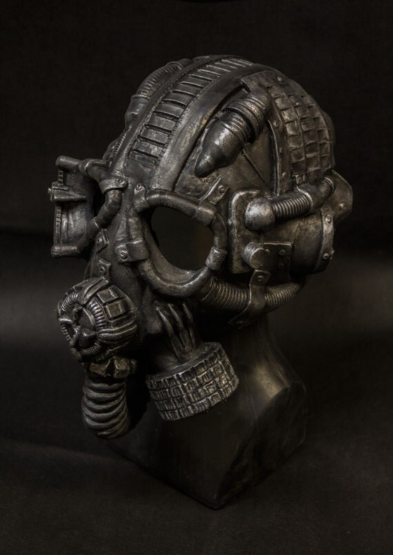 Post apocalyptical Gas mask full head mask.