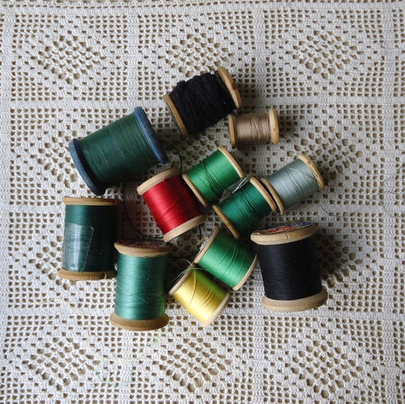 Wood thread spool vintage sewing wooden spools by RaggedyRee