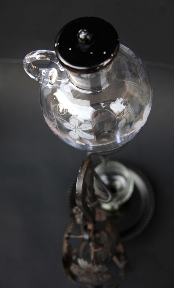 Wine Decanter Aerator Vintage AUSTRIAN Cut Crystal Grape Vines