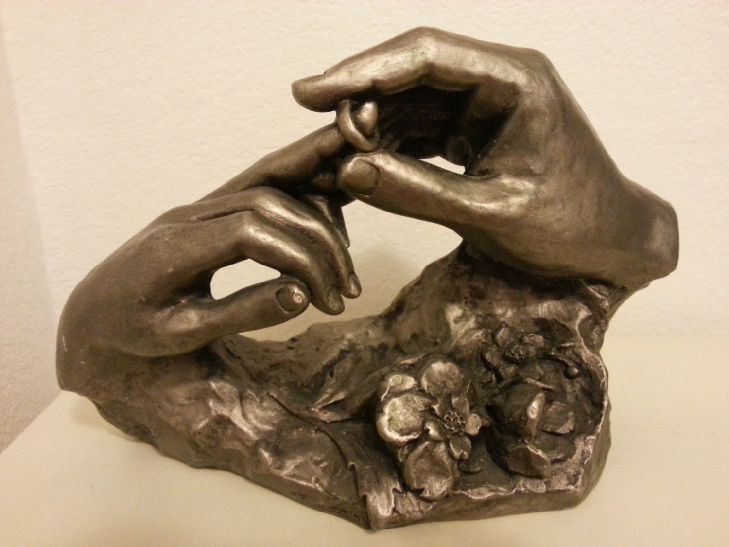 Austin Sculpture David Fisher The Ring cast statue