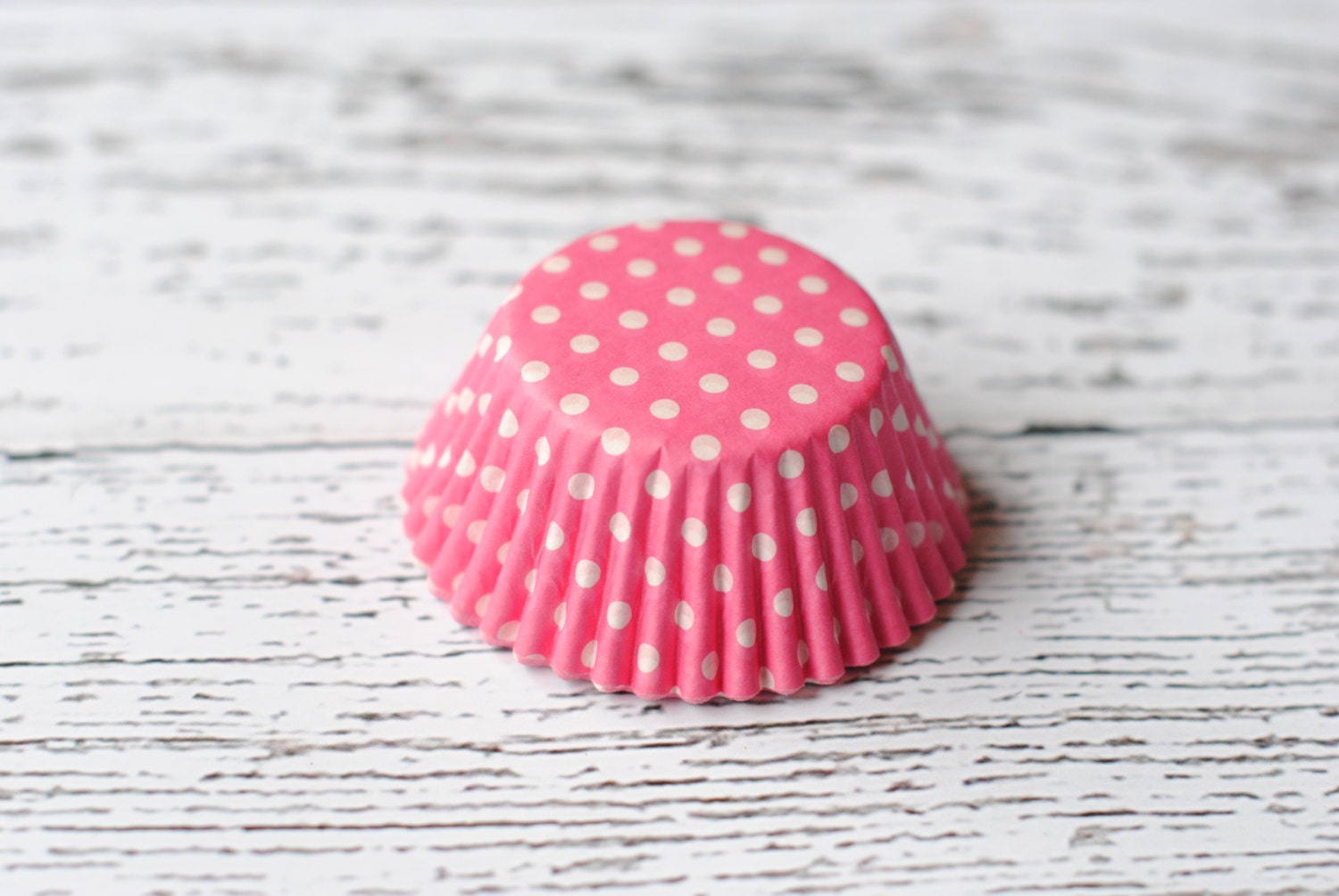 24 Hot Pink Polka Dot Cupcake Liners Baking by Ebowsboutique